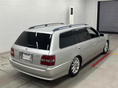 TOYOTA CROWN ESTATE