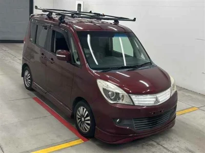 MITSUBISHI DELICA D2