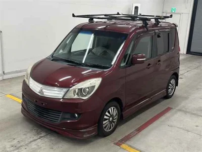 MITSUBISHI DELICA D2