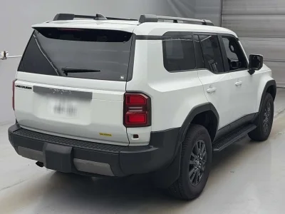 TOYOTA LAND CRUISER 250