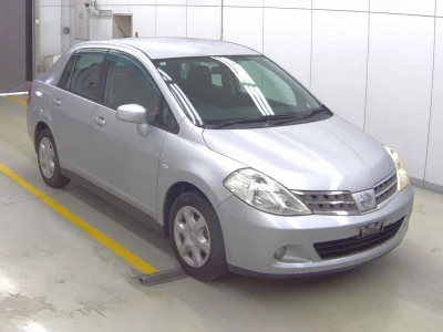 NISSAN TIIDA LATIO