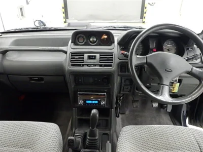 MITSUBISHI PAJERO
