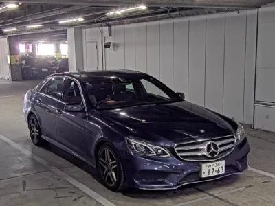 MERCEDES BENZ E CLASS