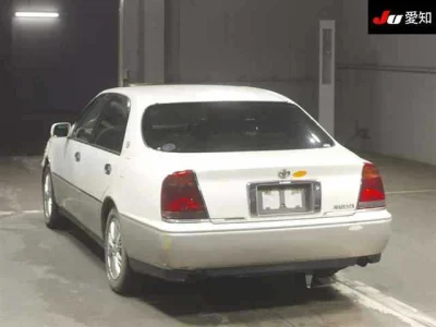 TOYOTA CROWN MAJESTA