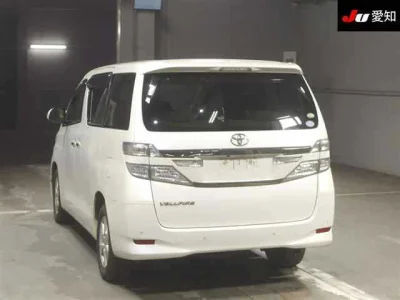 TOYOTA VELLFIRE