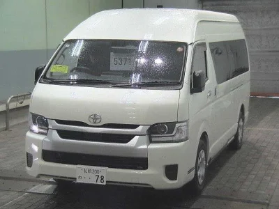 TOYOTA HIACE