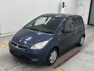 MITSUBISHI COLT