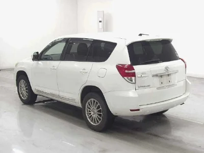 TOYOTA VANGUARD