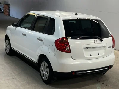 MAZDA VERISA
