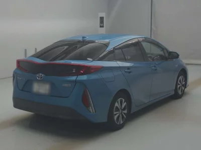 TOYOTA PRIUS PHV