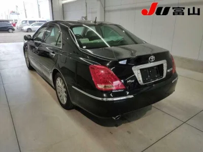TOYOTA CROWN MAJESTA