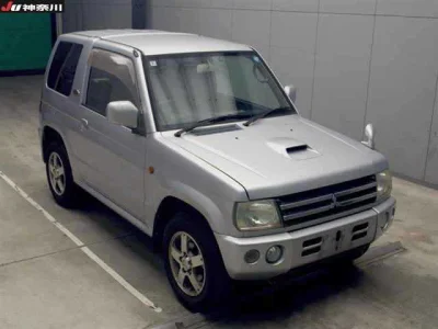 MITSUBISHI PAJERO MINI