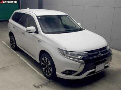 MITSUBISHI OUTLANDER PHEV