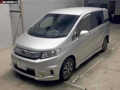 Статистика аукционов Honda Freed Spike