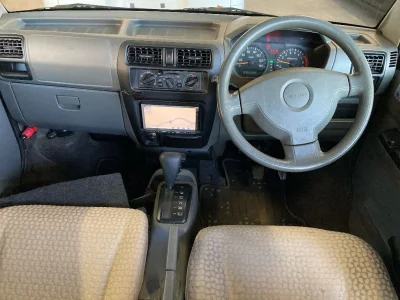 NISSAN CLIPPER RIO