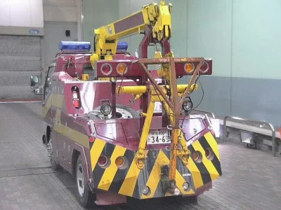 MITSUBISHI CANTER