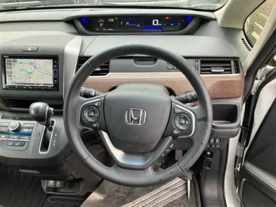 HONDA FREED+