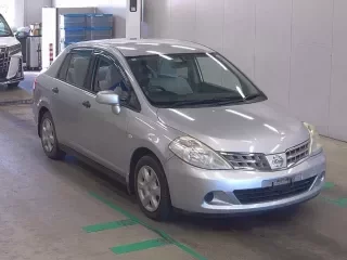NISSAN TIIDA LATIO
