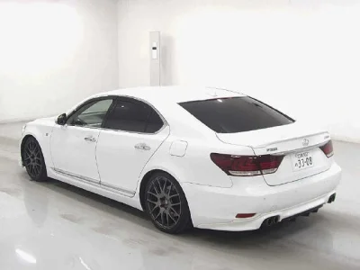 LEXUS LS