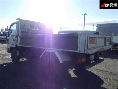 MITSUBISHI FUSO