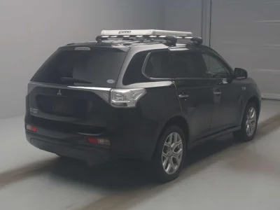 MITSUBISHI OUTLANDER PHEV