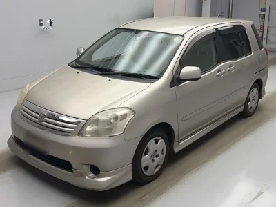 Toyota Raum
