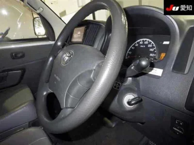 TOYOTA LITE ACE VAN