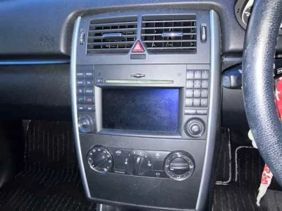 MERCEDES BENZ B CLASS 4