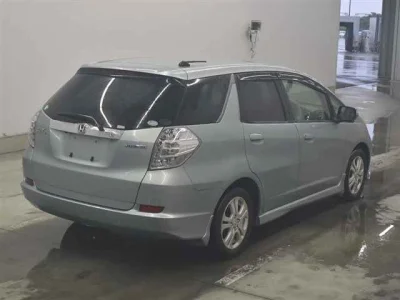 HONDA FIT SHUTTLE 4