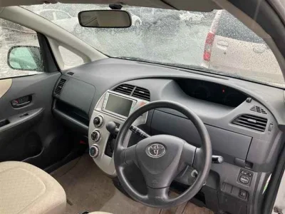 TOYOTA RACTIS