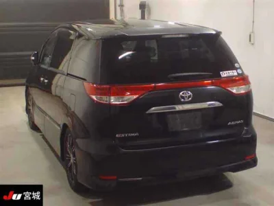 TOYOTA ESTIMA 2