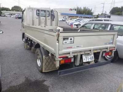 MITSUBISHI CANTER