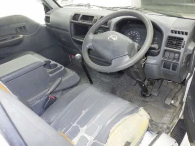 NISSAN VANETTE TRUCK 2