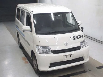 TOYOTA TOWN ACE VAN