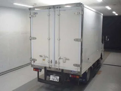 MITSUBISHI CANTER