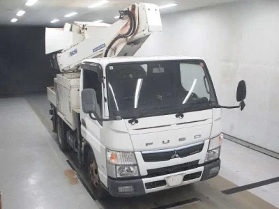 MITSUBISHI CANTER