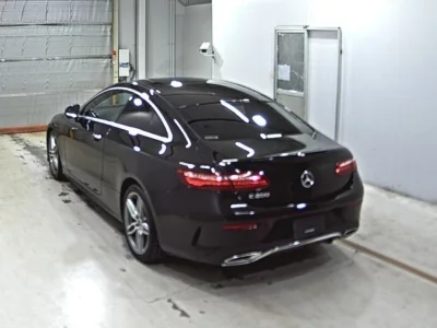 MERCEDES BENZ E CLASS 2