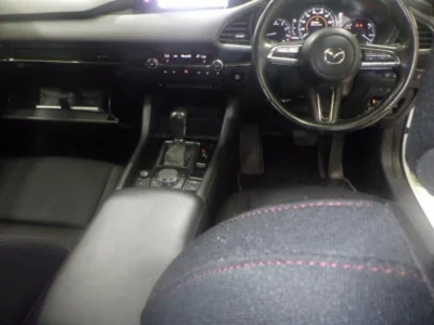 MAZDA MAZDA3 FASTBACK