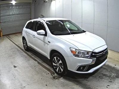 MITSUBISHI RVR