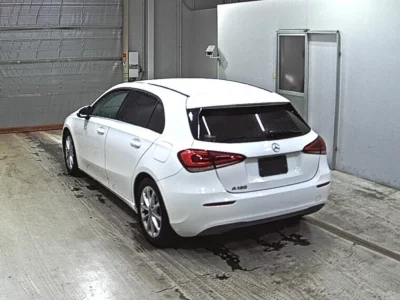 MERCEDES BENZ A CLASS 2