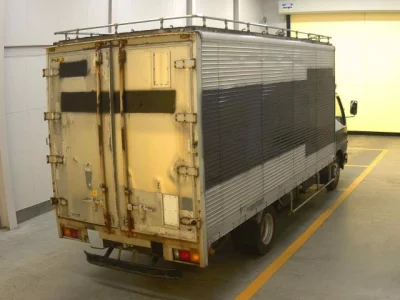 MITSUBISHI CANTER