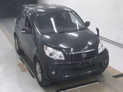 TOYOTA RUSH
