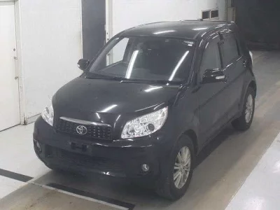 TOYOTA RUSH