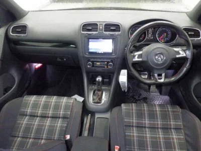 VOLKSWAGEN GOLF 3