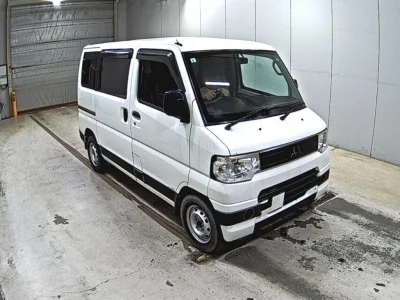 MITSUBISHI MINICAB