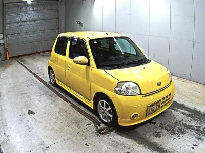 DAIHATSU ESSE 1