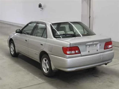 TOYOTA CARINA