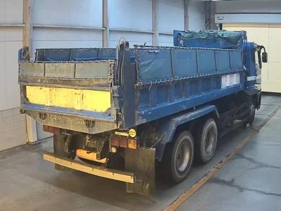 MITSUBISHI FUSO 1