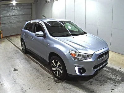 MITSUBISHI RVR