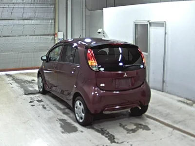 MITSUBISHI I